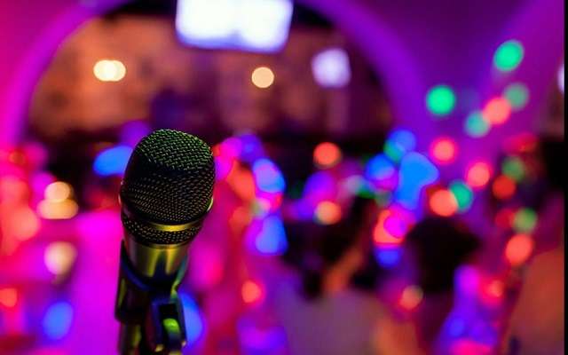 KARAOKE
